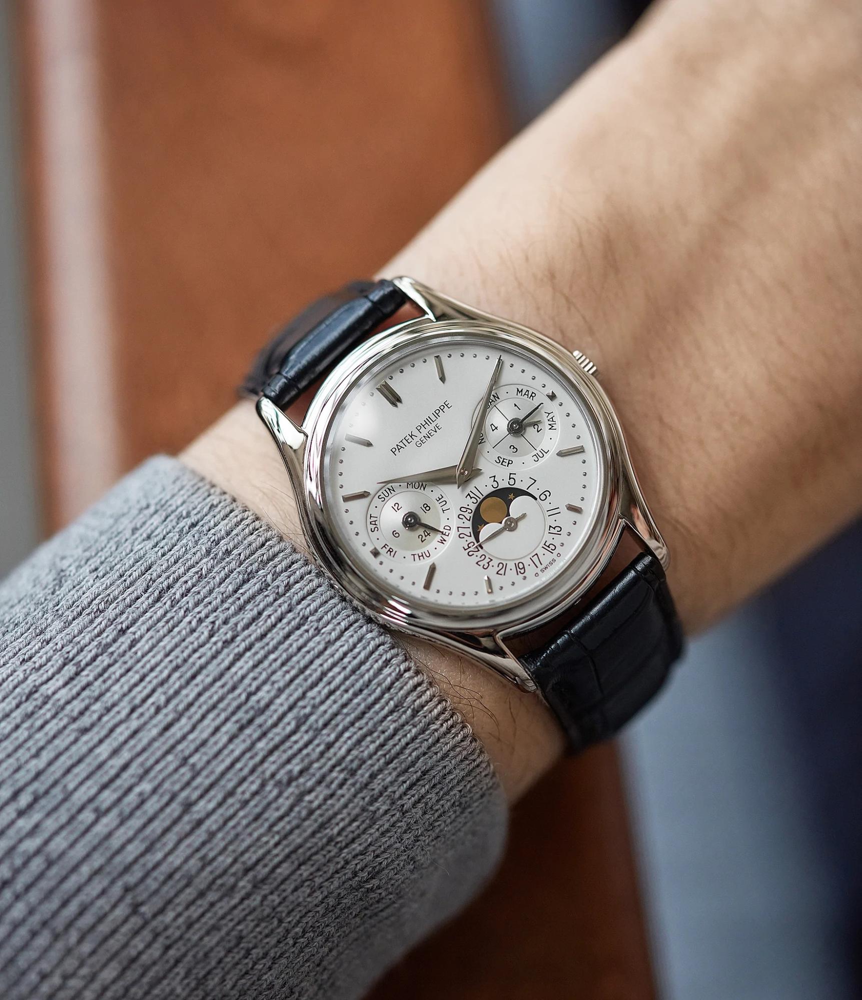 Chiếc đồng hồ Patek Philippe Perpetual 3940G được đấu giá tại Dubai vào năm nay