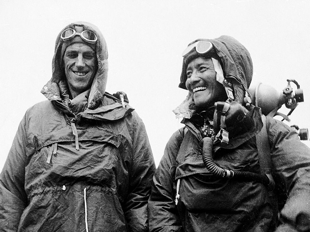 Đỉnh Everest Lần Đầu Tiên Bị Chinh Phục Bởi Hai Vận Động Viên Edmund Hillary và Tenzig Norgay Đồng Hành Là Chiếc Đồng Hồ Rolex