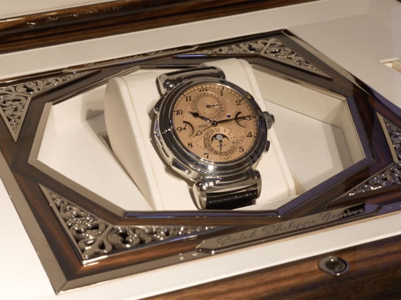 Top 6 chiếc đồng hồ có mức đấu giá cao nhất thế giới