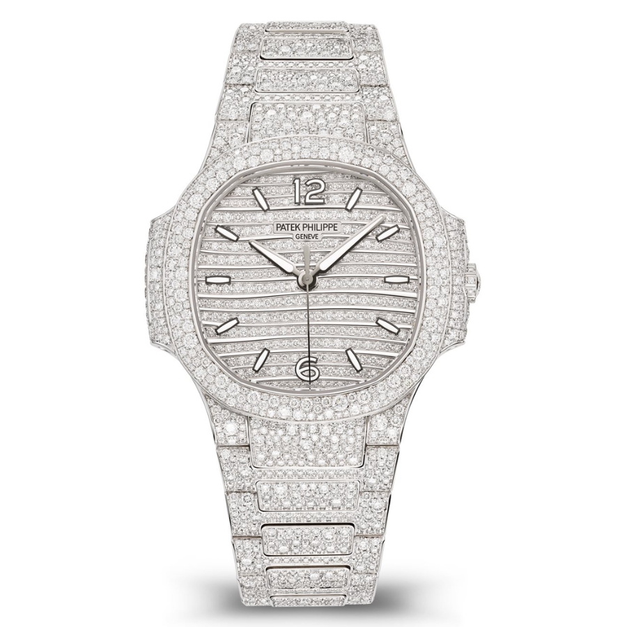 Patek Philippe Nautilus 7118/1450G-001 White Gold Diamonds Pave